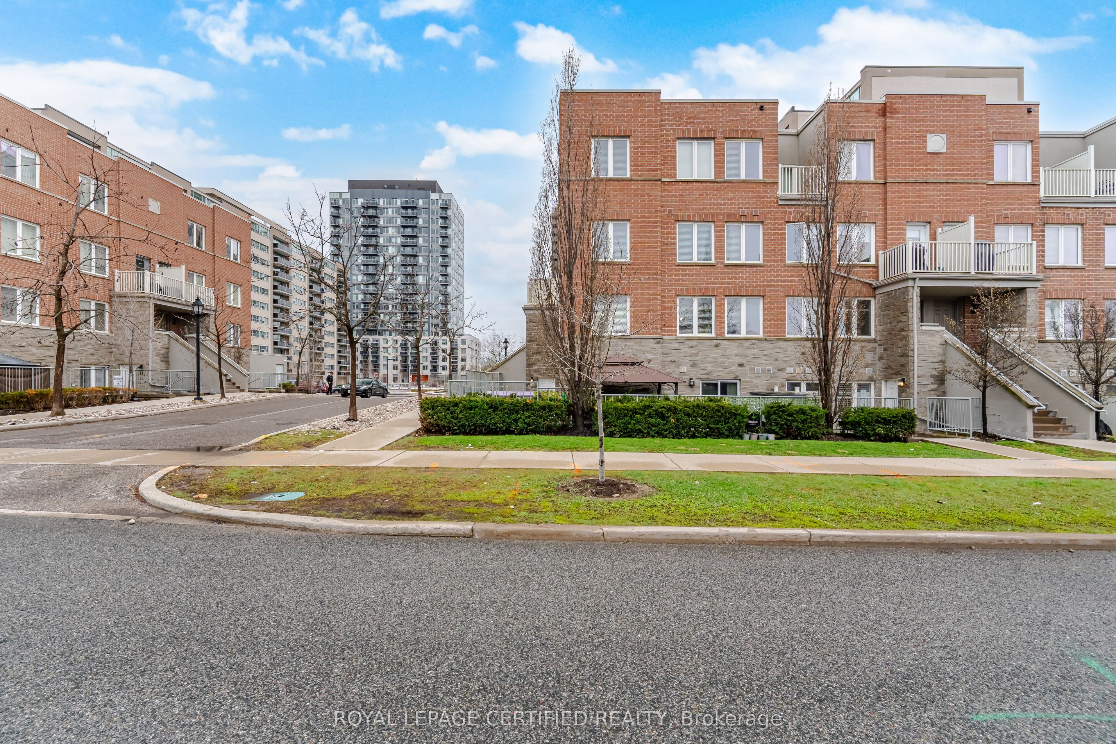 Additional image 2 of 101-25 Richgrove Drive, Toronto, ON, M9R 0A3