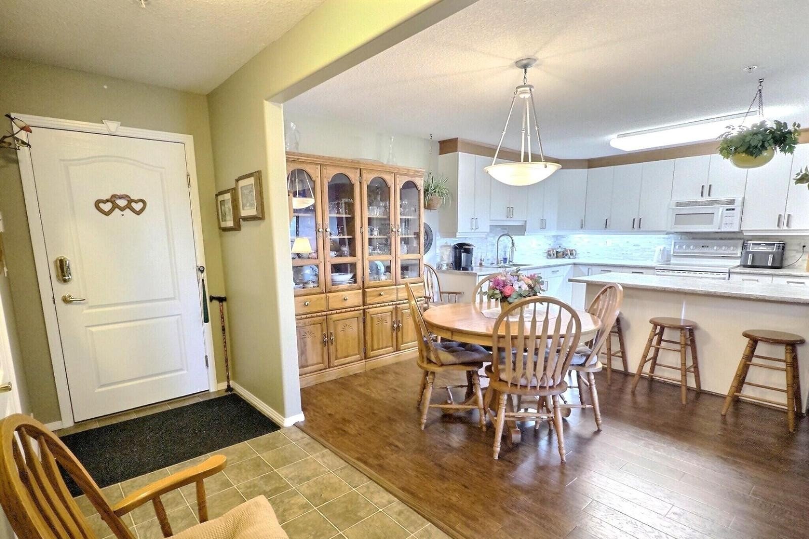 Additional image 8 of 108-8922 156 Street NW, Edmonton, AB, T5R5Z3