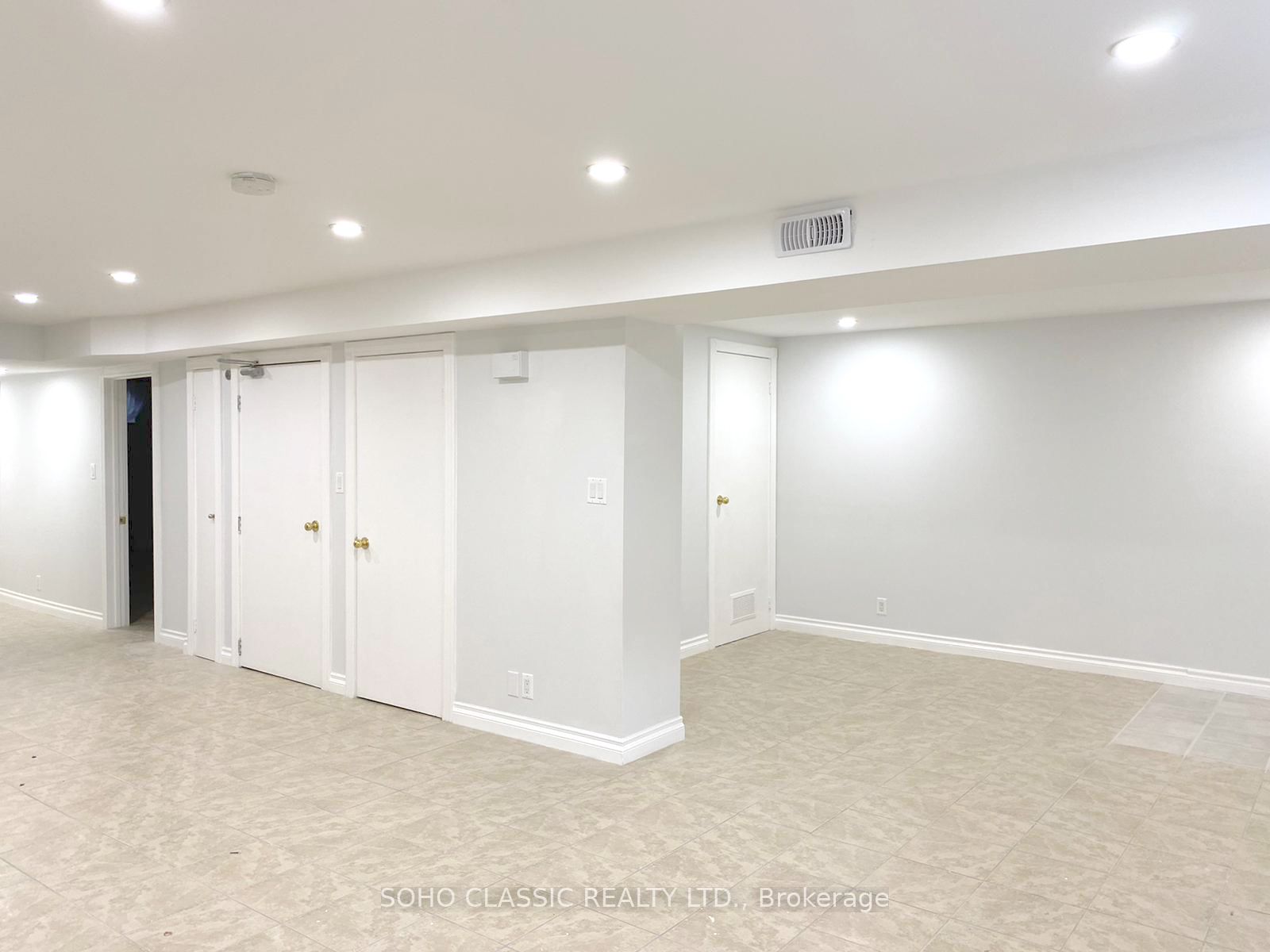 Additional image 5 of #2-71 Belfry Drive, Newmarket, ON, L3Y 3E9