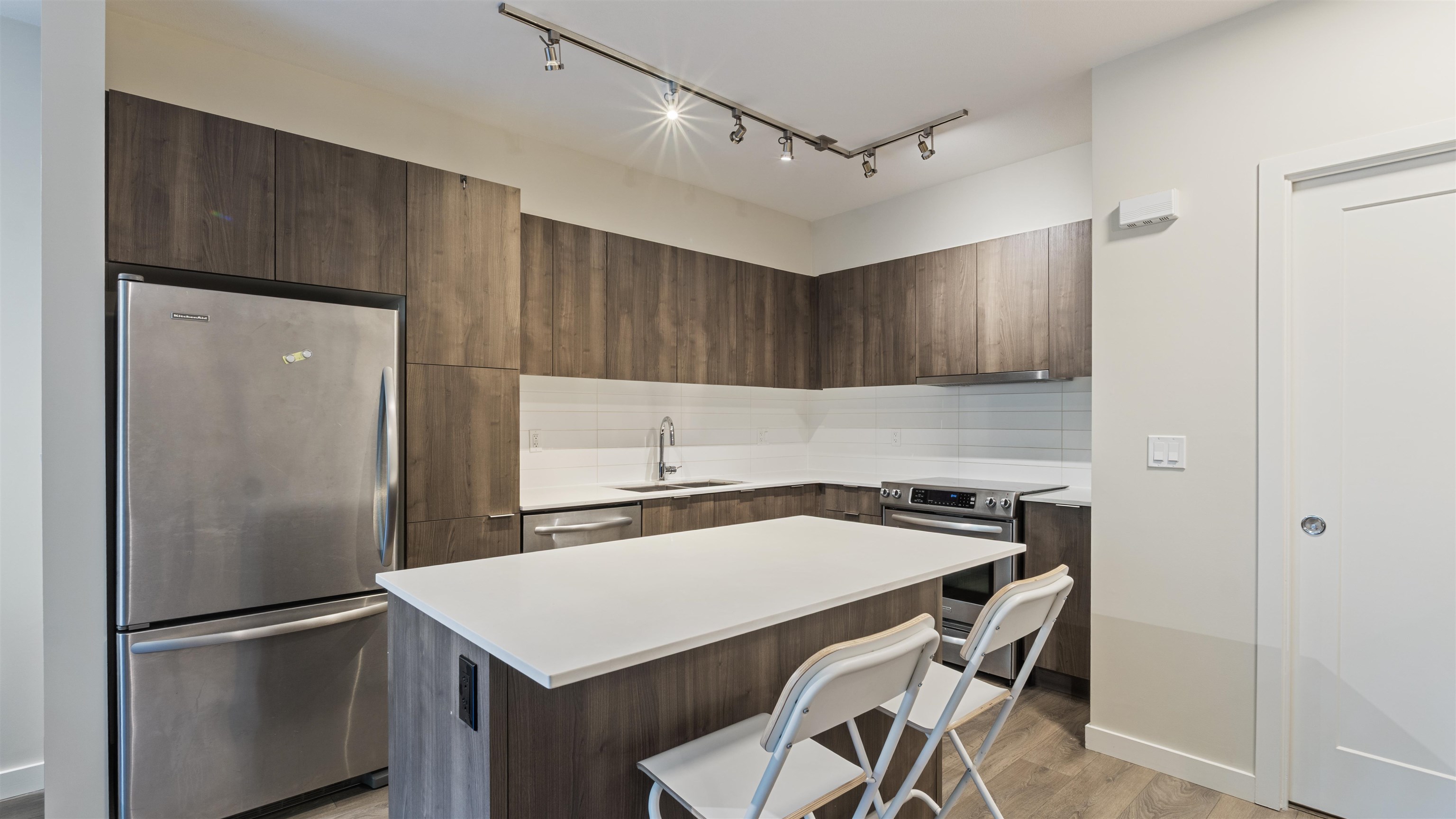 Additional image 3 of 8-3728 Thurston Street, Burnaby, BC, V5H 0E6