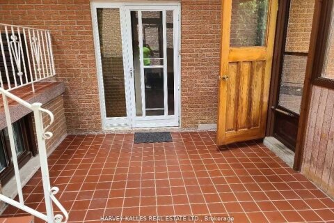 Additional image 8 of Lower-2379 Hensall Street, Mississauga, ON, L5A 2T1