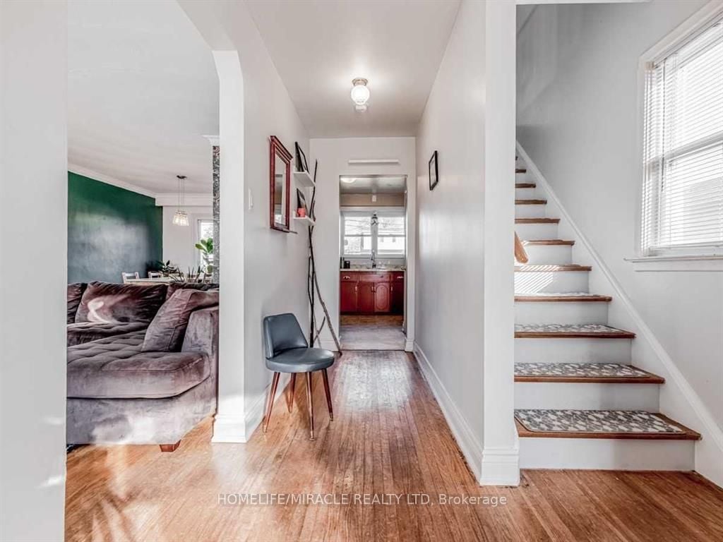 Additional image 3 of 276 Elmhurst Drive, Toronto, ON, M9W 2M2