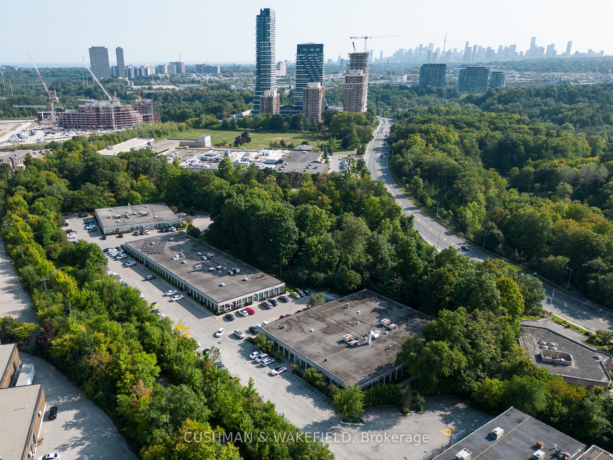 Additional image 2 of 1125 Leslie Street, Toronto, ON, M3C 2K4