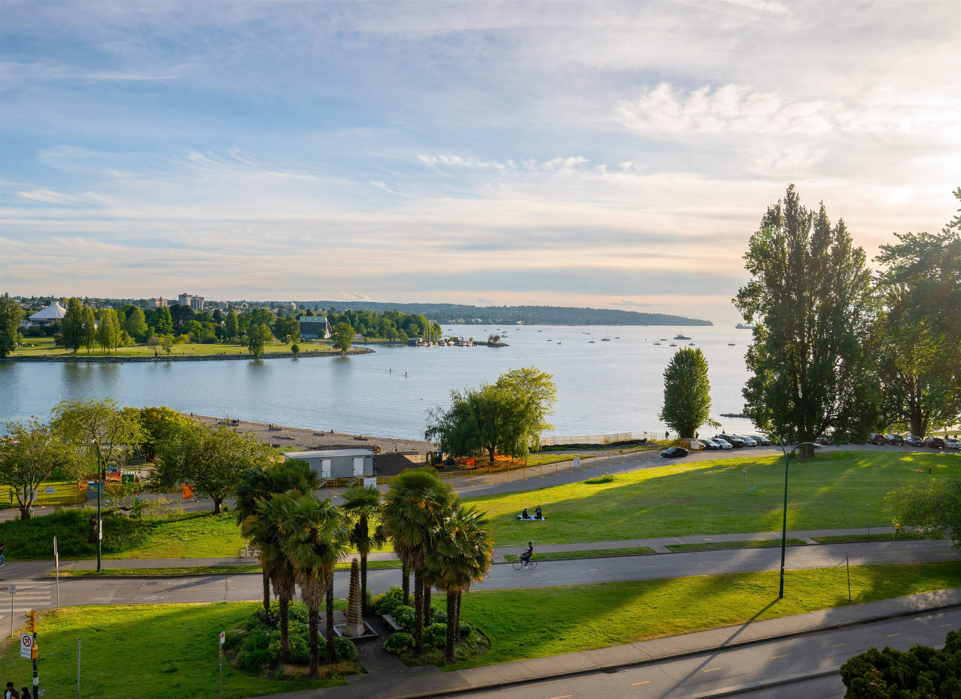 306-1311 Beach Avenue, Vancouver, BC, V6E 1V6