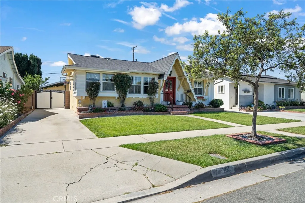 Additional image 3 of 11442 212th St, Lakewood, CA 90715