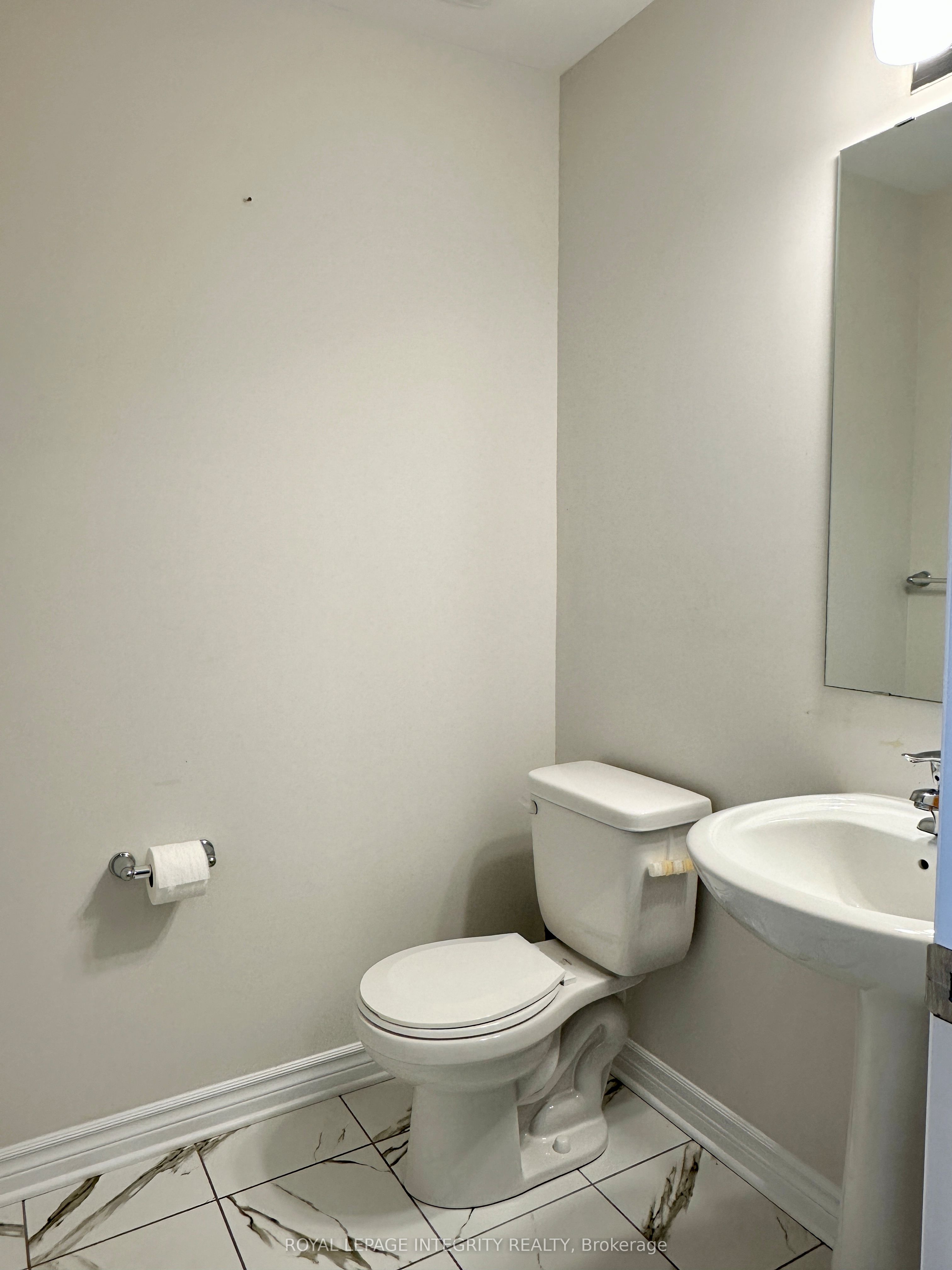 Additional image 6 of 14 Atop Lane, Ottawa, ON, K1X 0H2