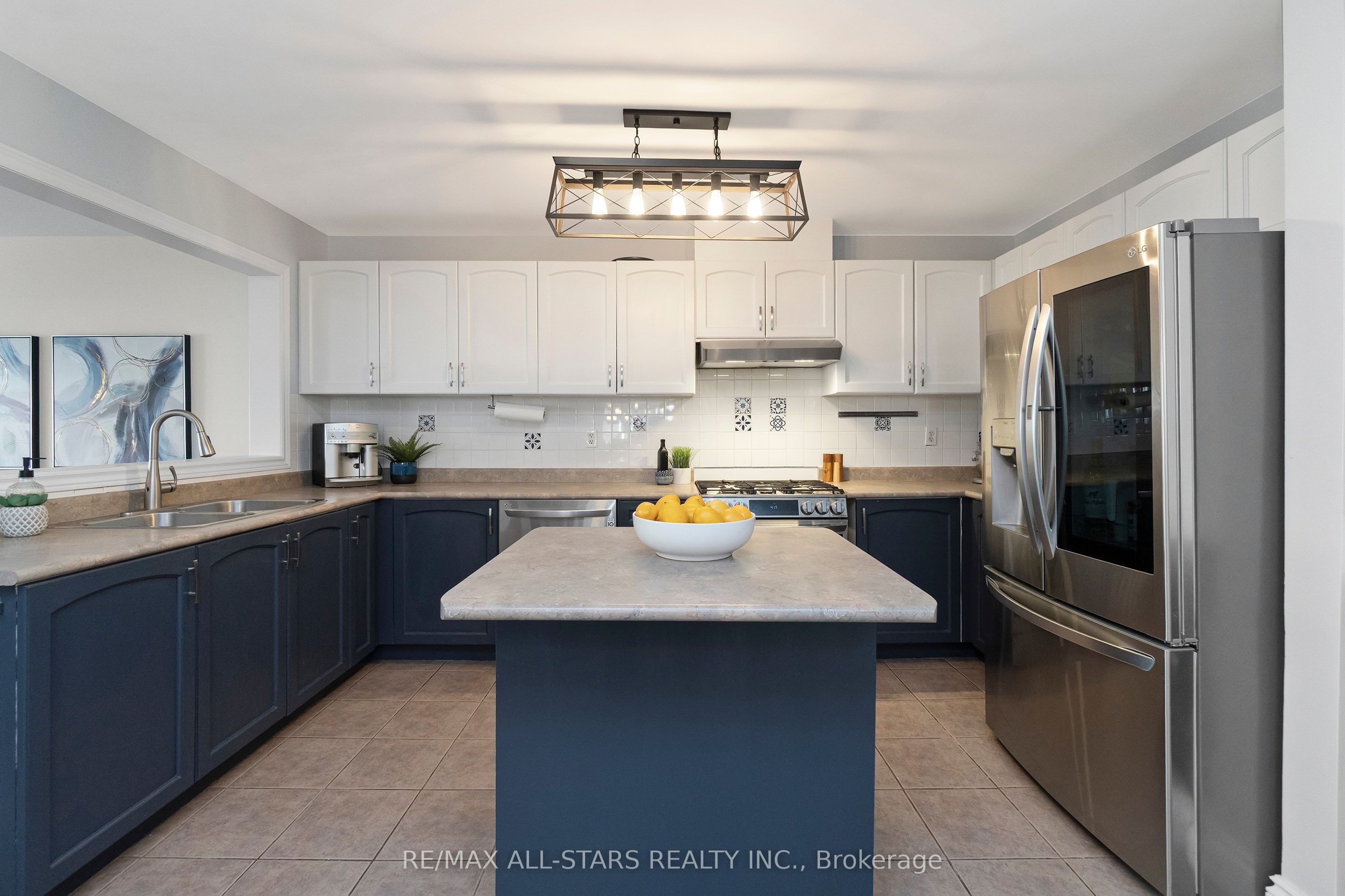 Additional image 2 of 825 Joe Persechini Drive, Newmarket, ON, L3X 2T7