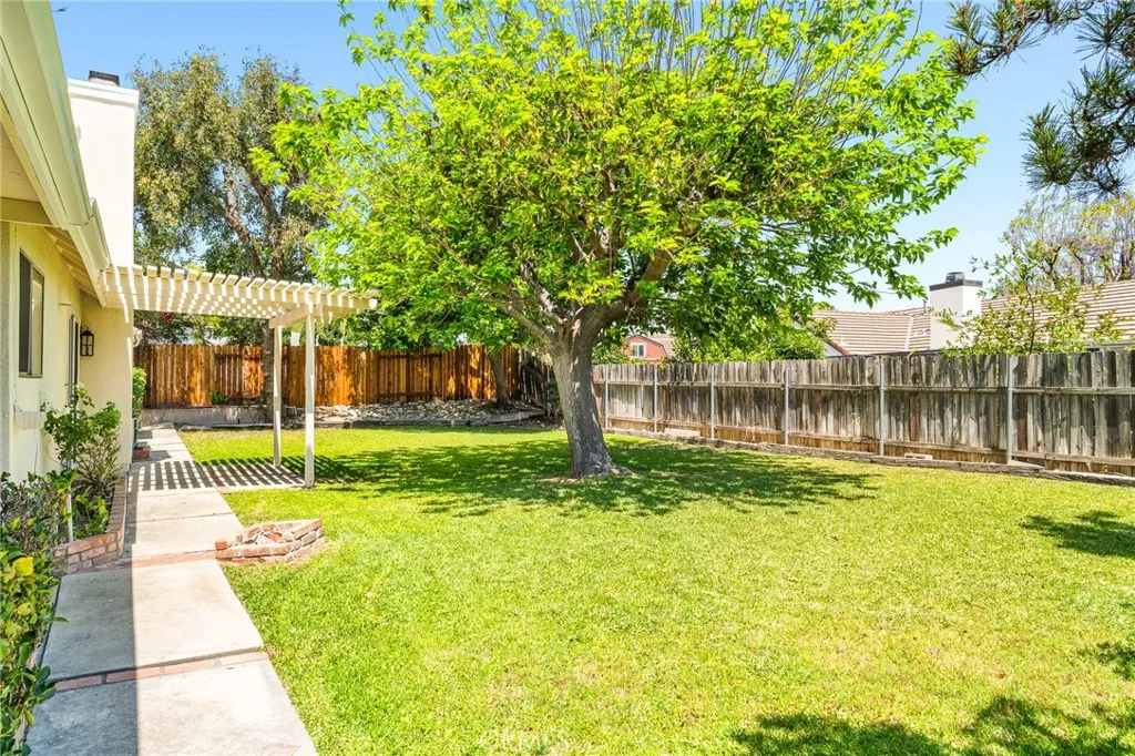 Additional image 29 of 977 N Driftwood Ave, Rialto, CA 92376
