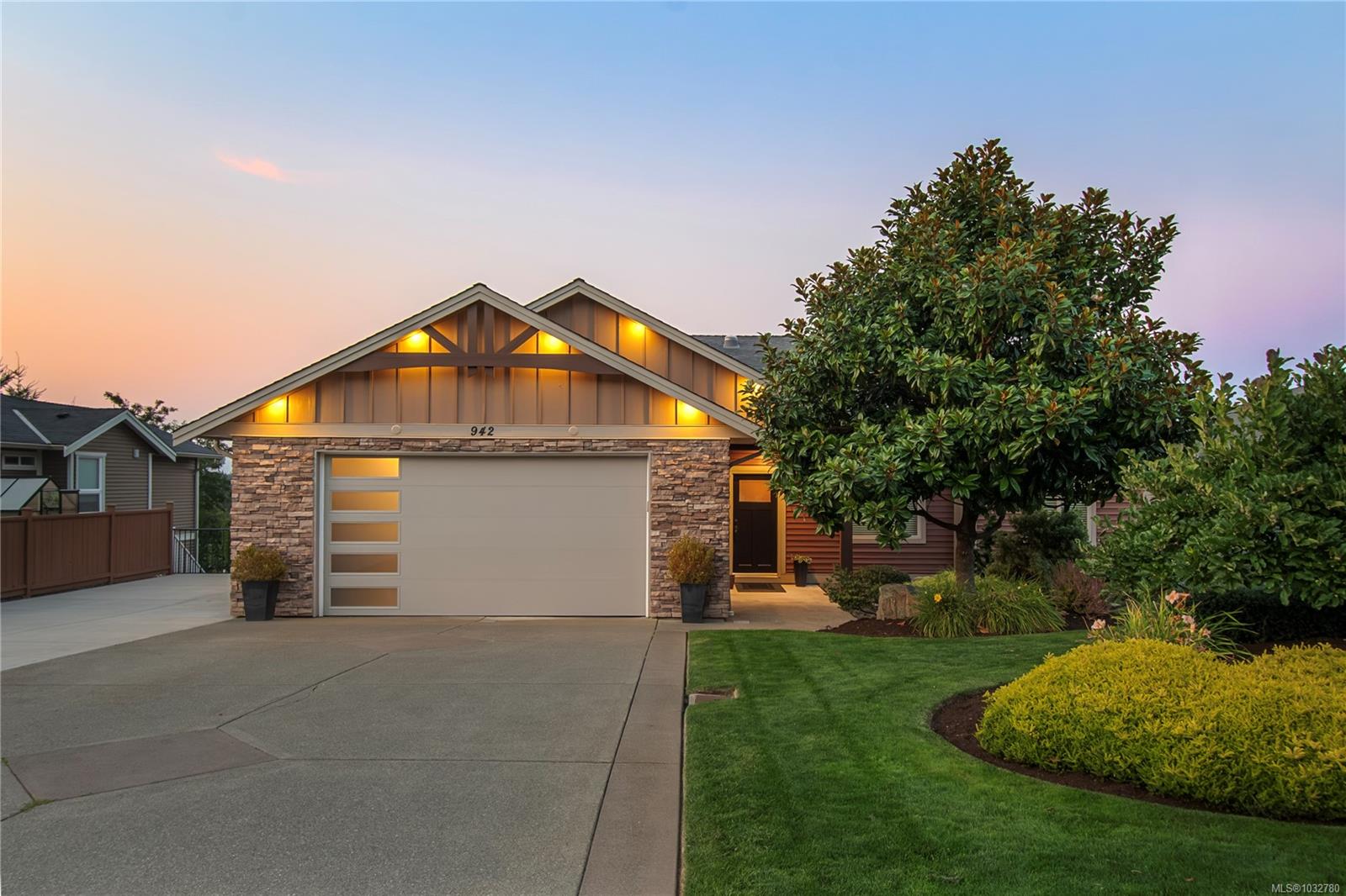 942 Timberline Drive, Campbell River, BC, V9H 0A8