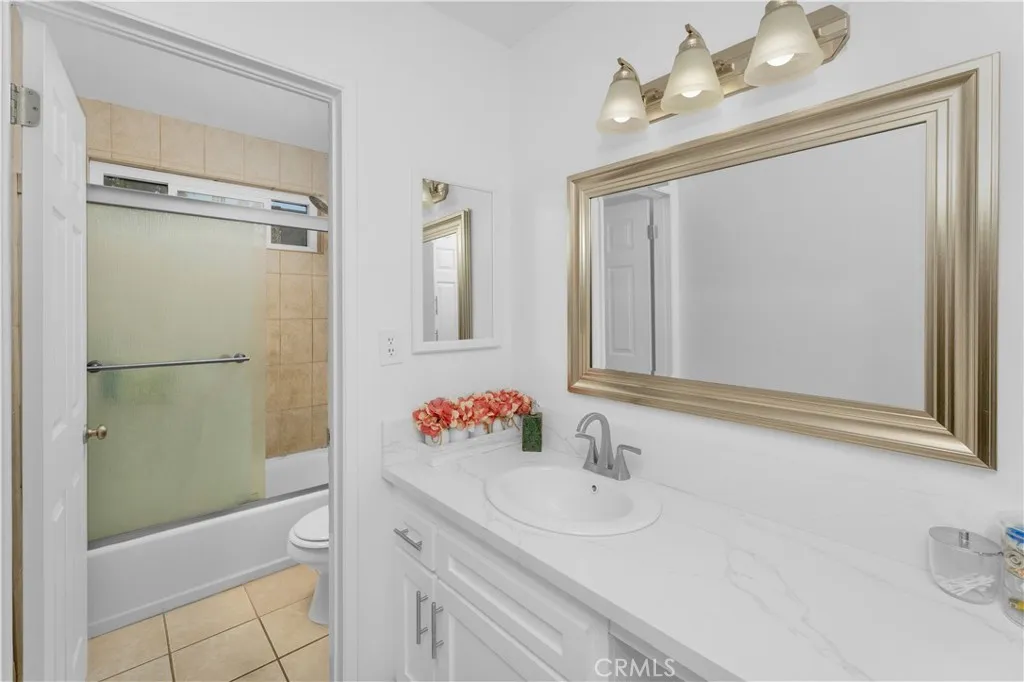 Additional image 9 of 1000 W Macarthur Boulevard Unit 58, Santa Ana, CA 92707
