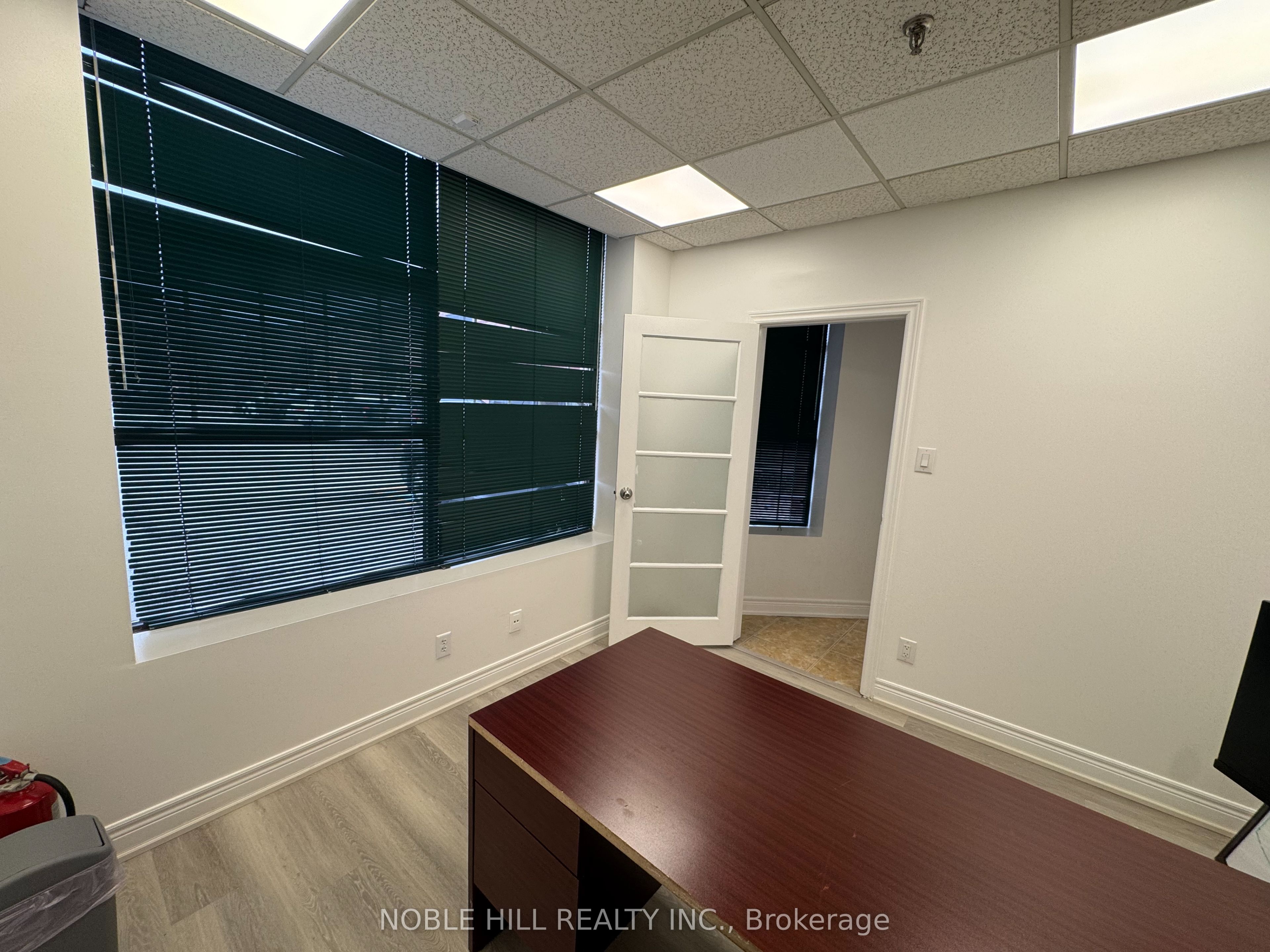 Additional image 6 of 23-160 Applewood Crescent, Vaughan, ON, L4K 4H2