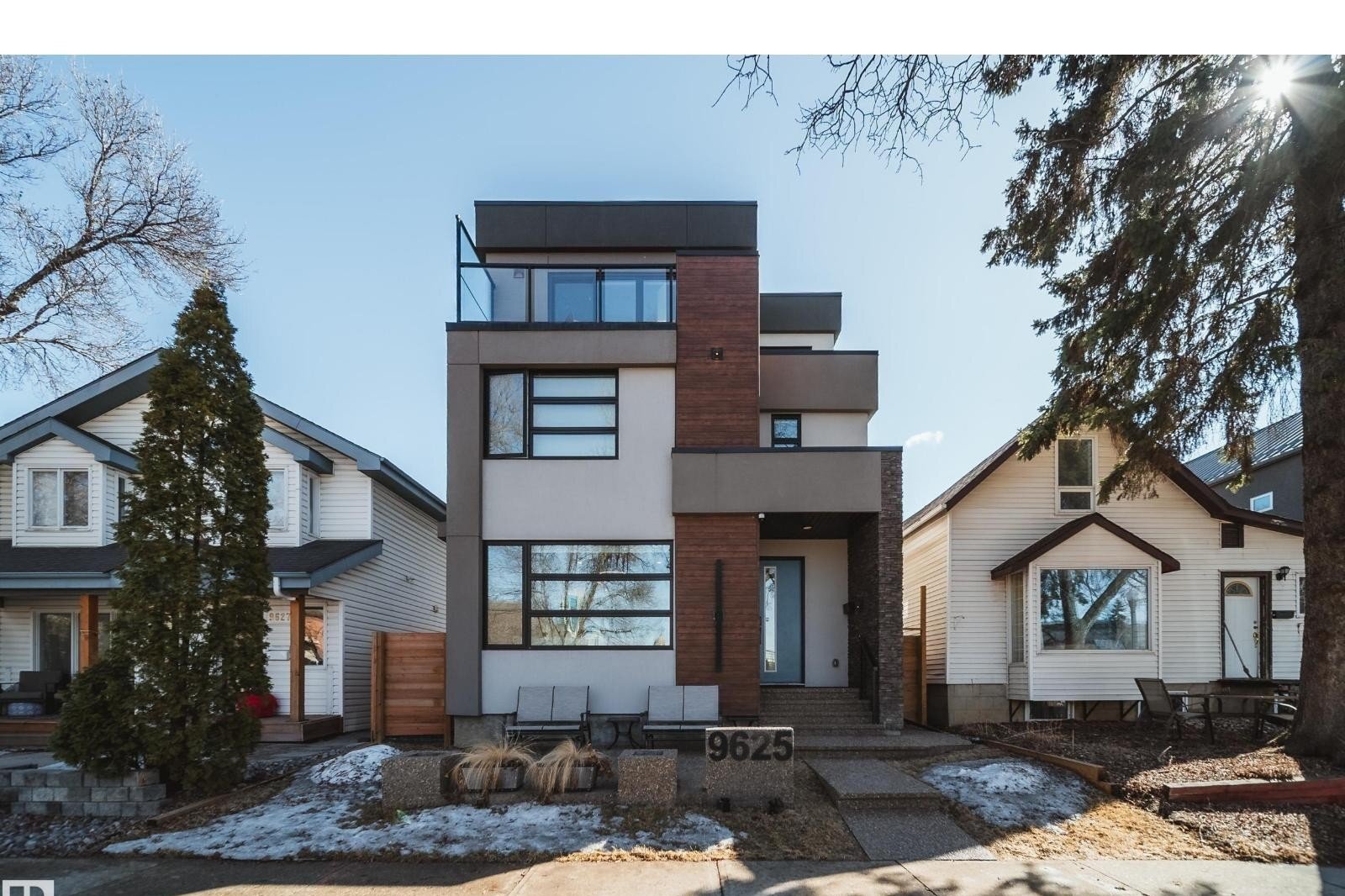 Additional image 8 of 9625 101 Street NW, Edmonton, AB, T5K0W7