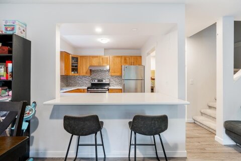 Additional image 7 of 412-10620 150 Street, Surrey, BC, V3R 7R9