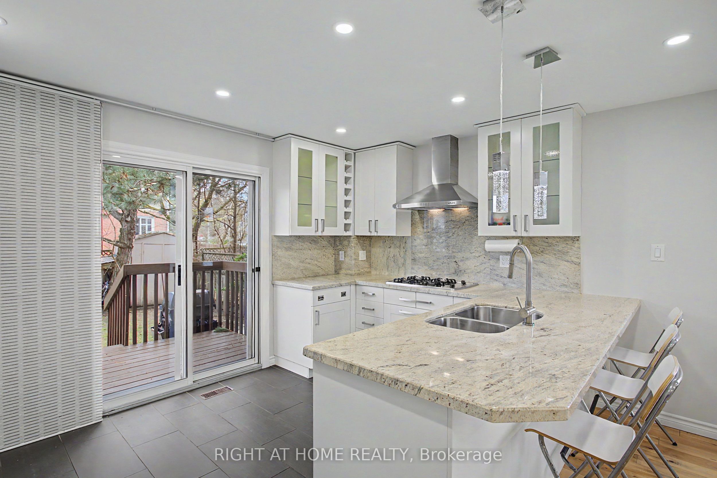 Additional image 4 of 71 Avenue Road, Richmond Hill, ON, L4C 9N6