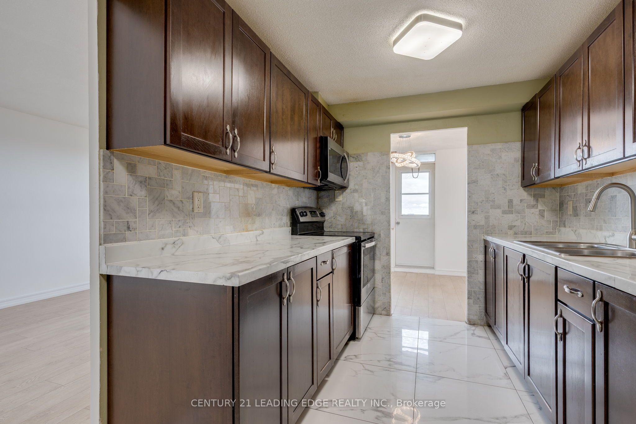 Additional image 5 of 1704-270 Palmdale Drive, Toronto, ON, M1T 3N8