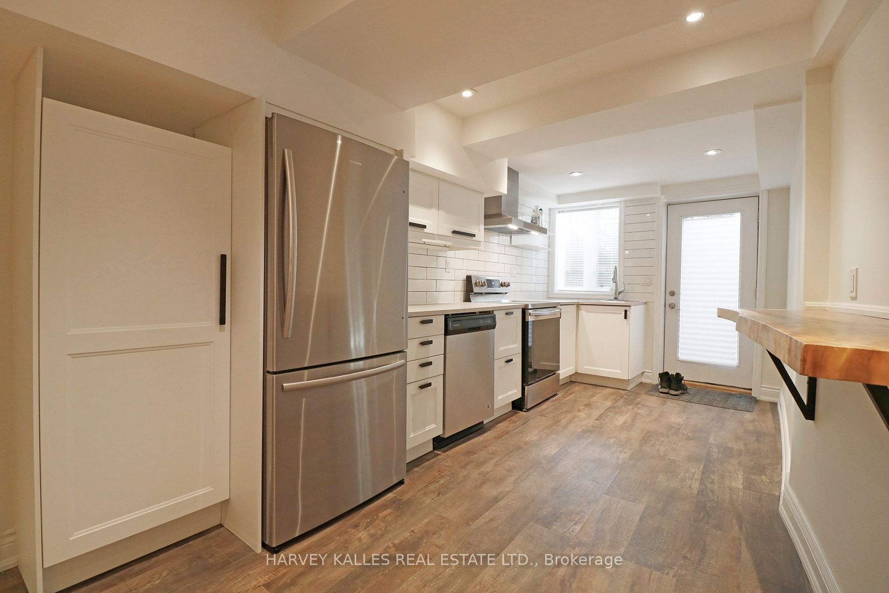 Additional image 3 of Lower-202 Claremont Street, Toronto, ON, M6J 2M9