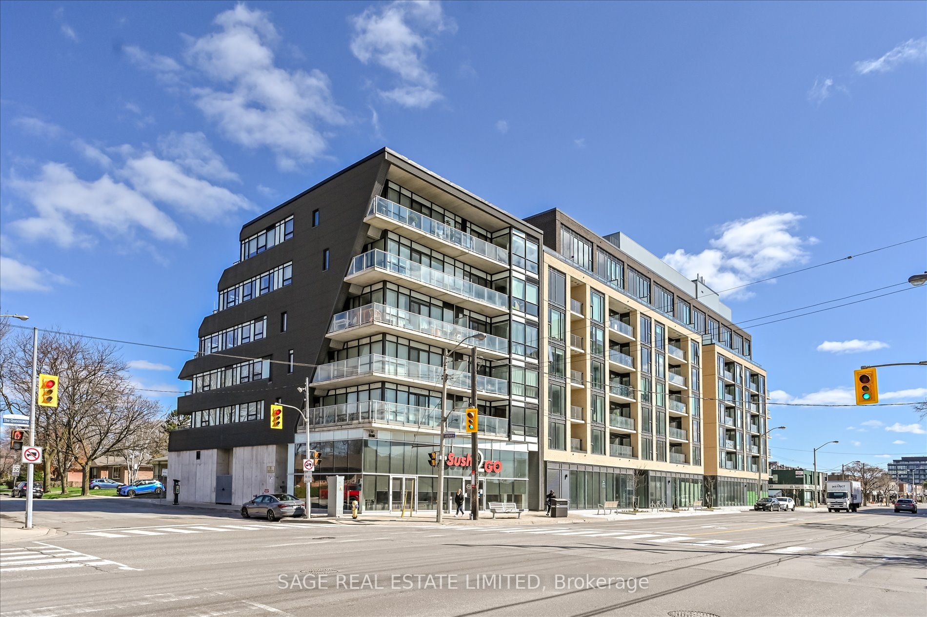 509-6 Chartwell Road, Toronto, ON, M8Z 4E8