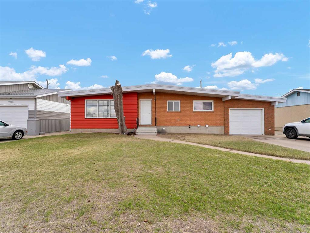 561 12 Street NW, Medicine Hat, AB, T1A6R3