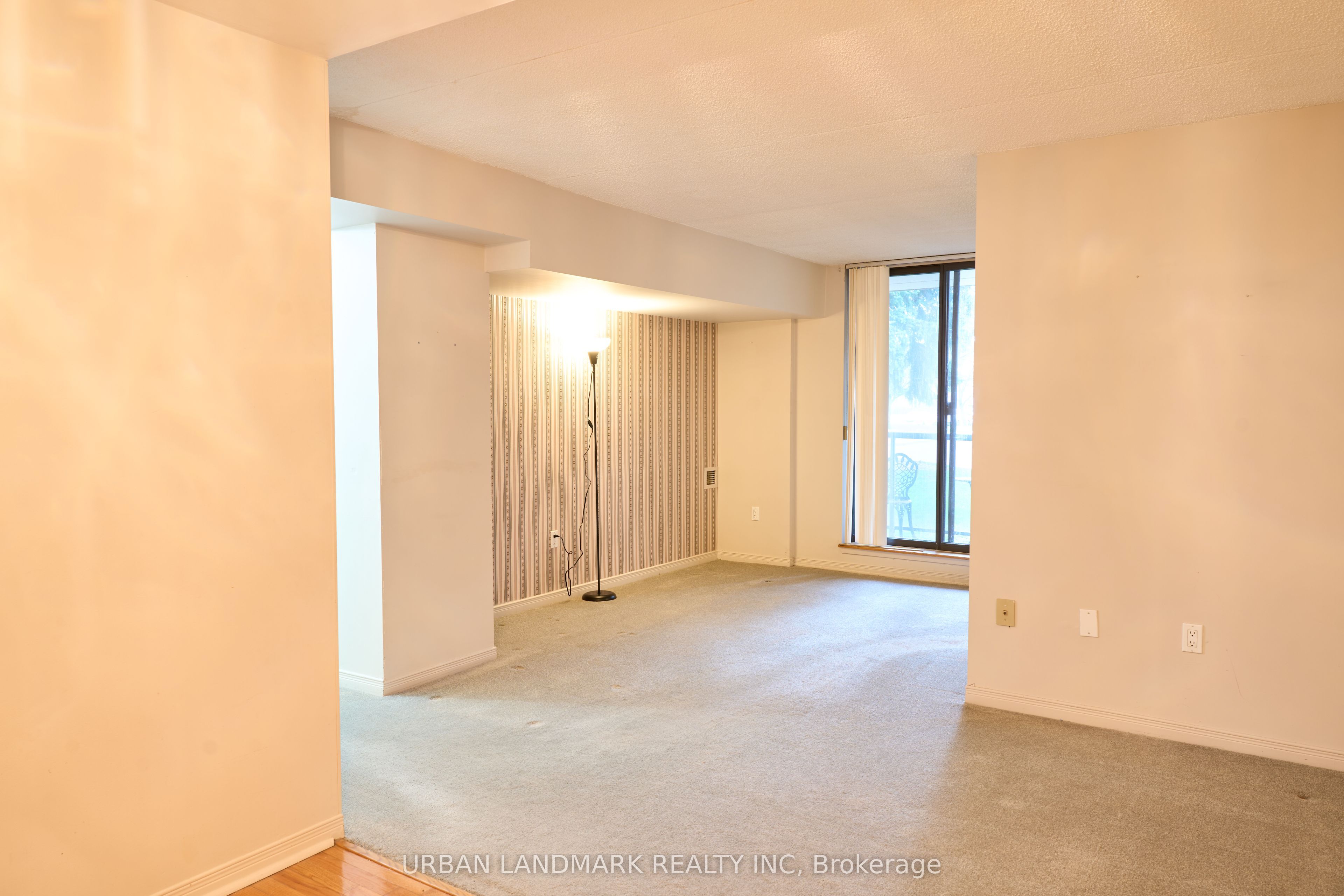 Additional image 3 of 107-1535 Diefenbaker Court, Pickering, ON, L1V 3W2