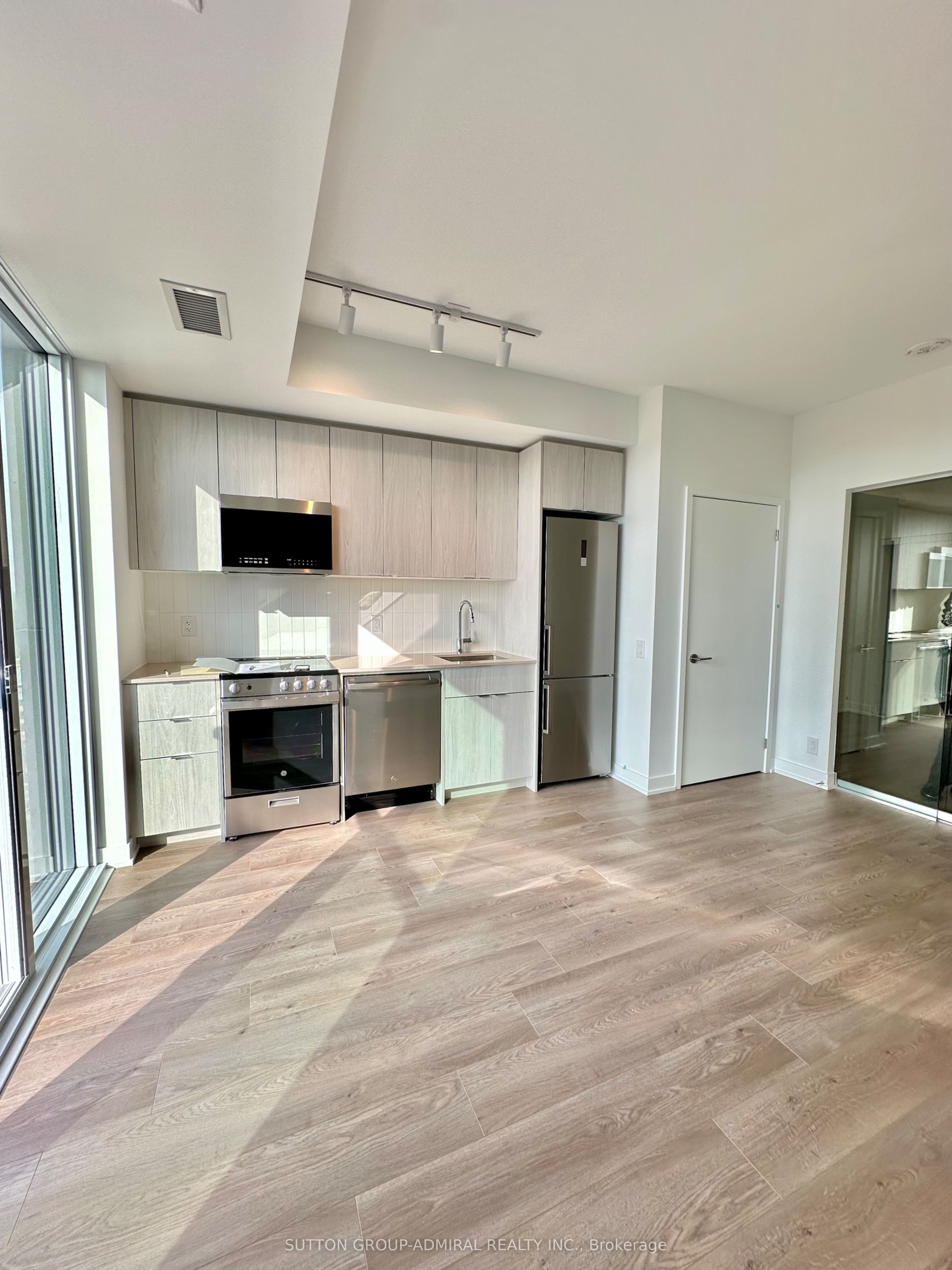 Additional image 3 of 1106-1660 Bloor Street, Toronto, ON, M6P 1A8