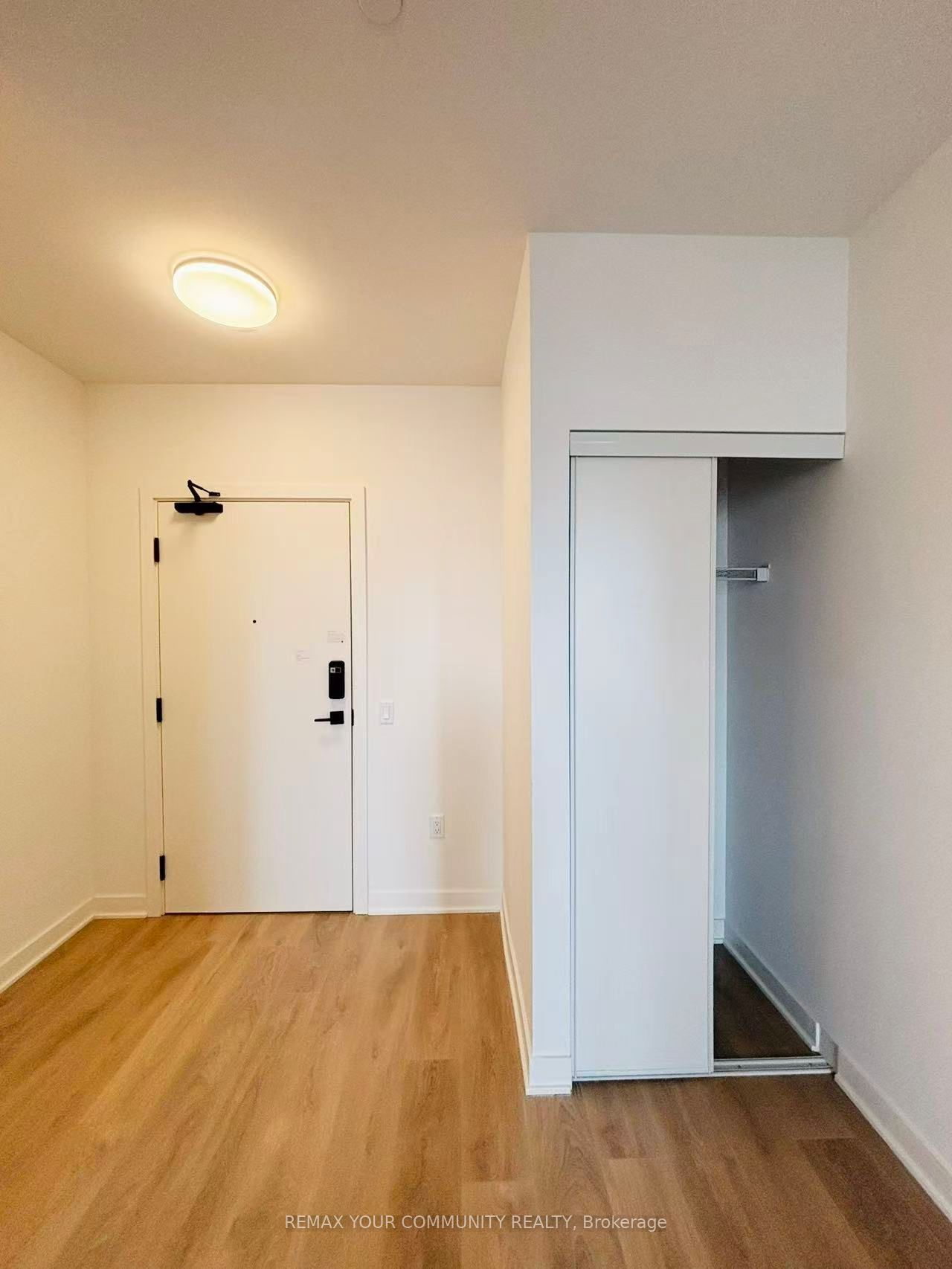 Additional image 3 of 807-1185 Dupont Street, Toronto, ON, M6H 0G5
