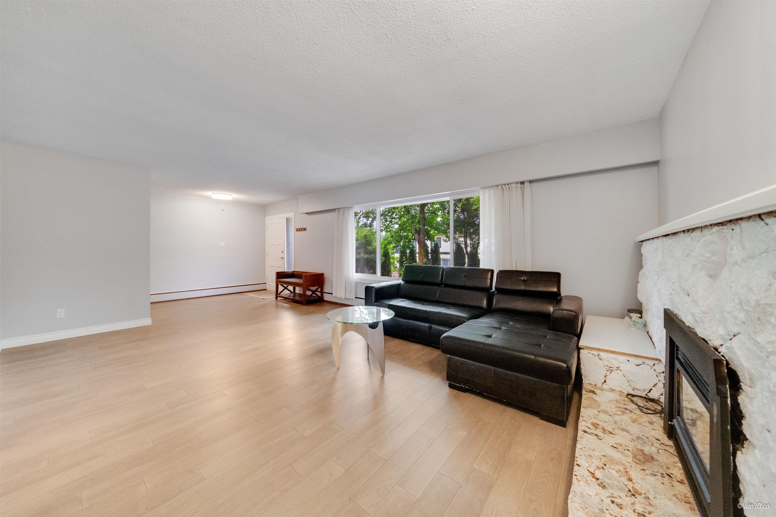 Additional image 2 of 4366 Gilpin Crescent, Burnaby, BC, V5G 2K4