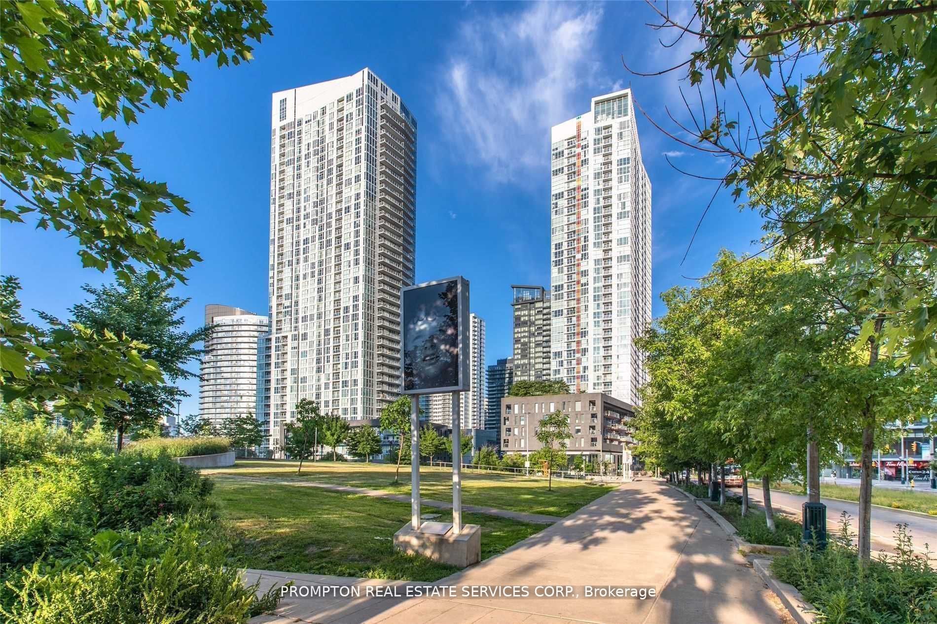 901-70 Queens Wharf Road, Toronto, ON, M5V 0J2