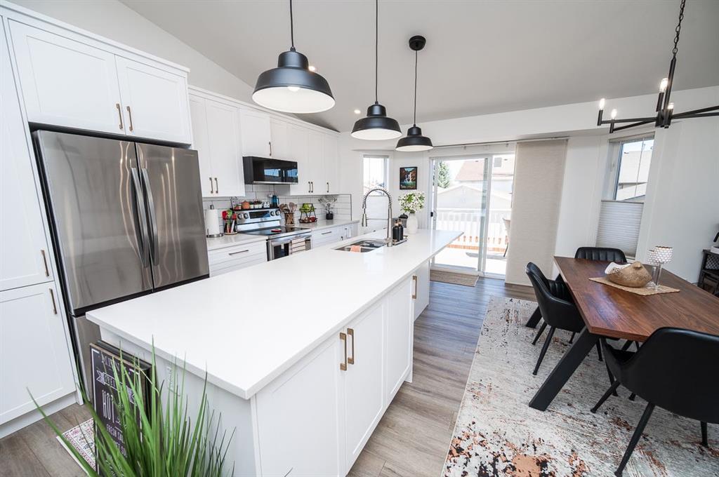 Additional image 3 of 355 Duston Street, Red Deer, AB, T4R 3J9