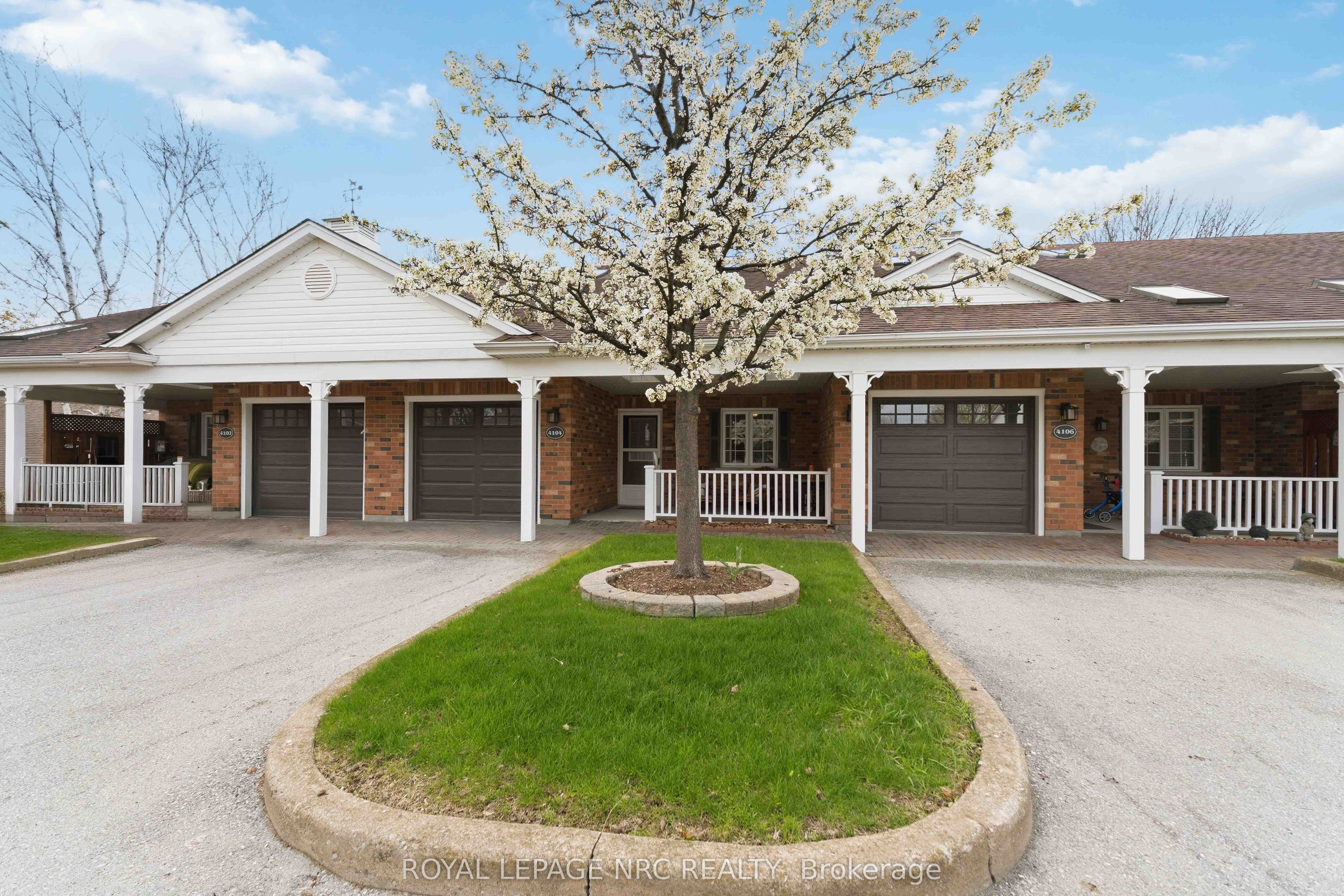 2-4104 Loganberry Court, Lincoln, ON, L0R 2C0