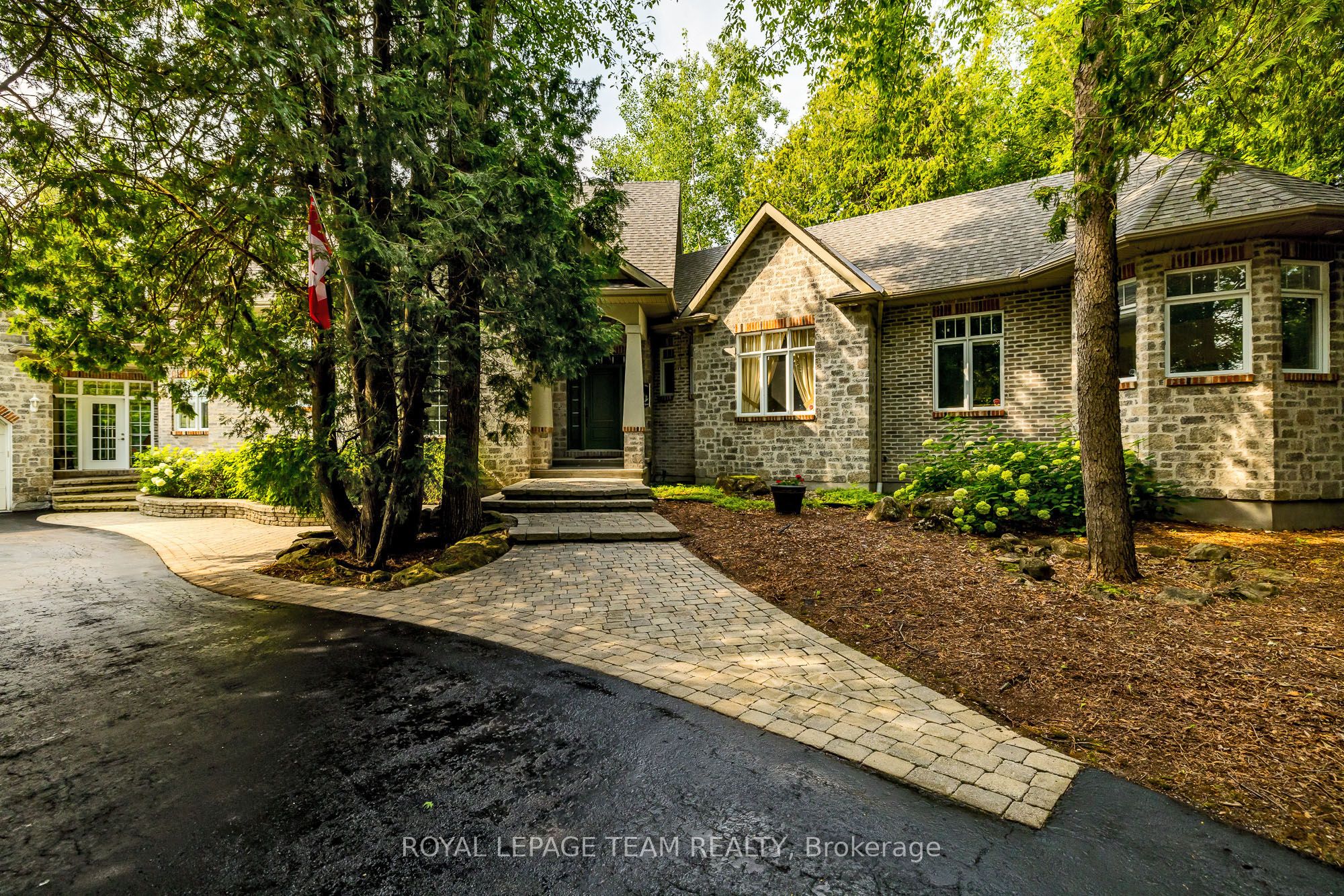 Additional image 2 of 6196 Deermeadow Drive, Ottawa, ON, K4P 1M9