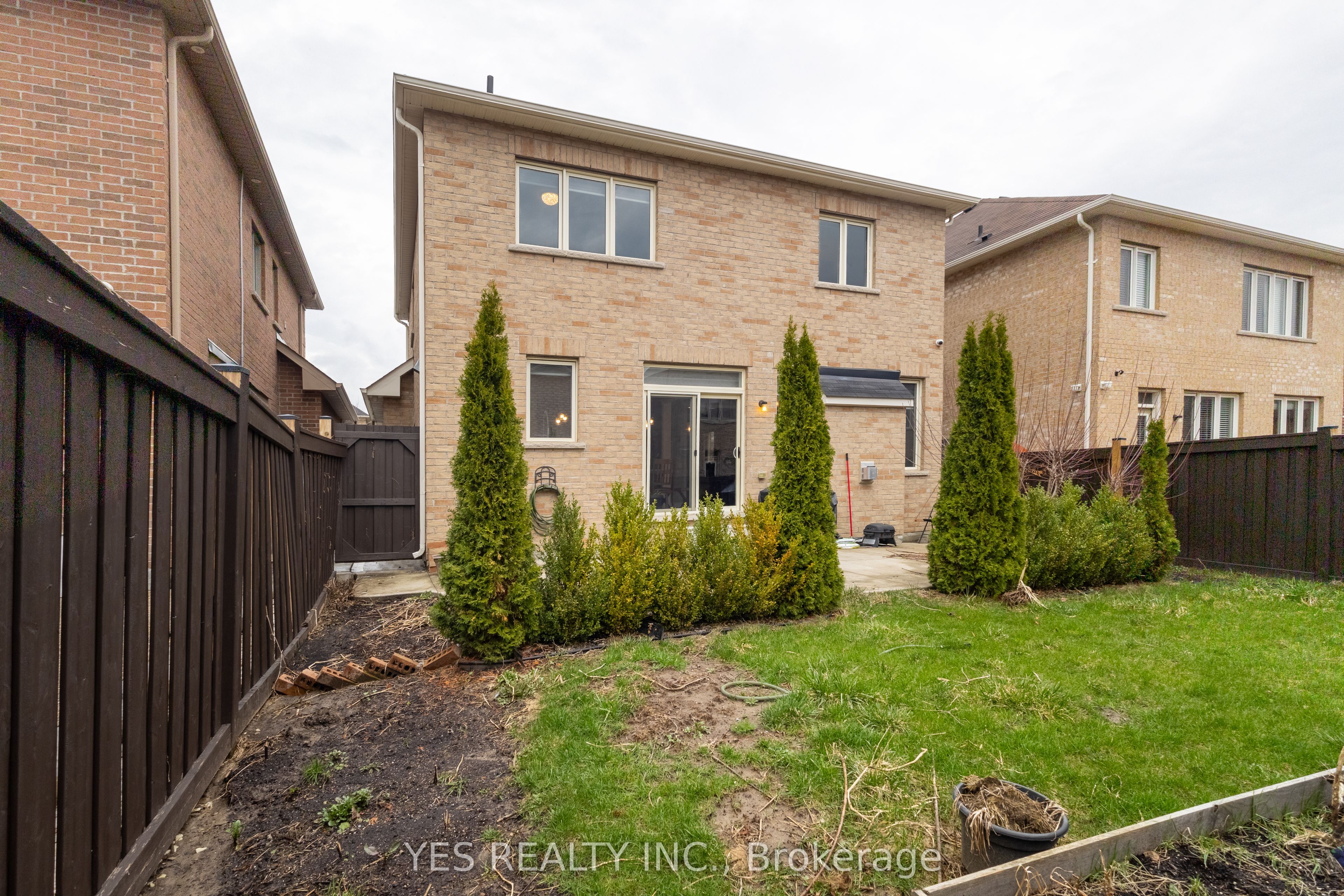 Additional image 3 of 34 Newhouse Boulevard, Caledon, ON, L7C 4A1