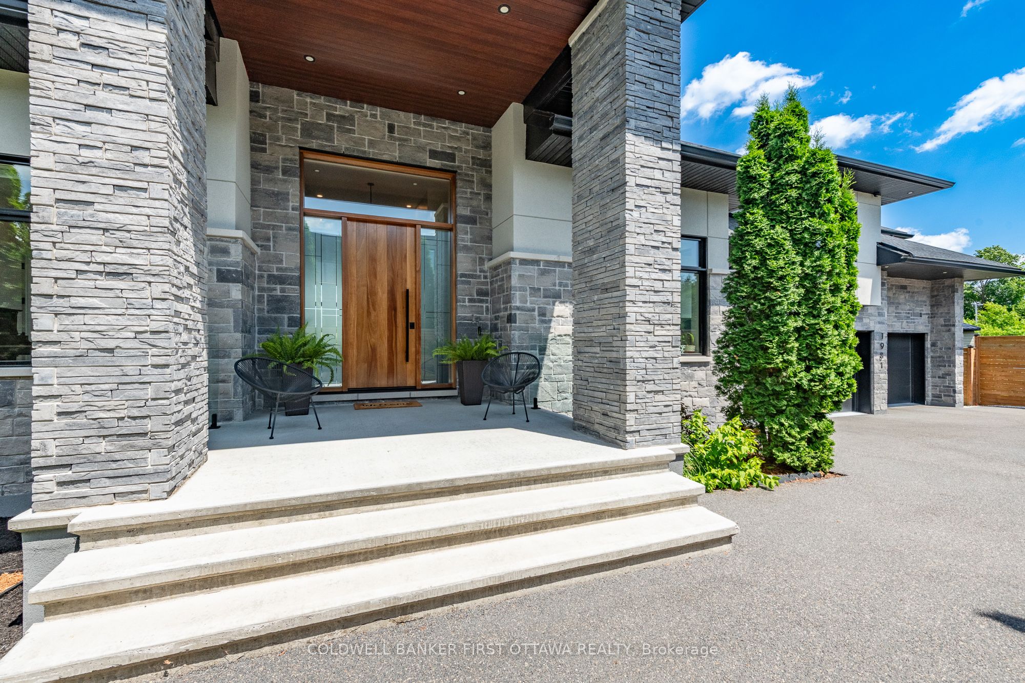 Additional image 3 of 1981 Prince Of Wales Drive, Ottawa, ON, K2C 3J7