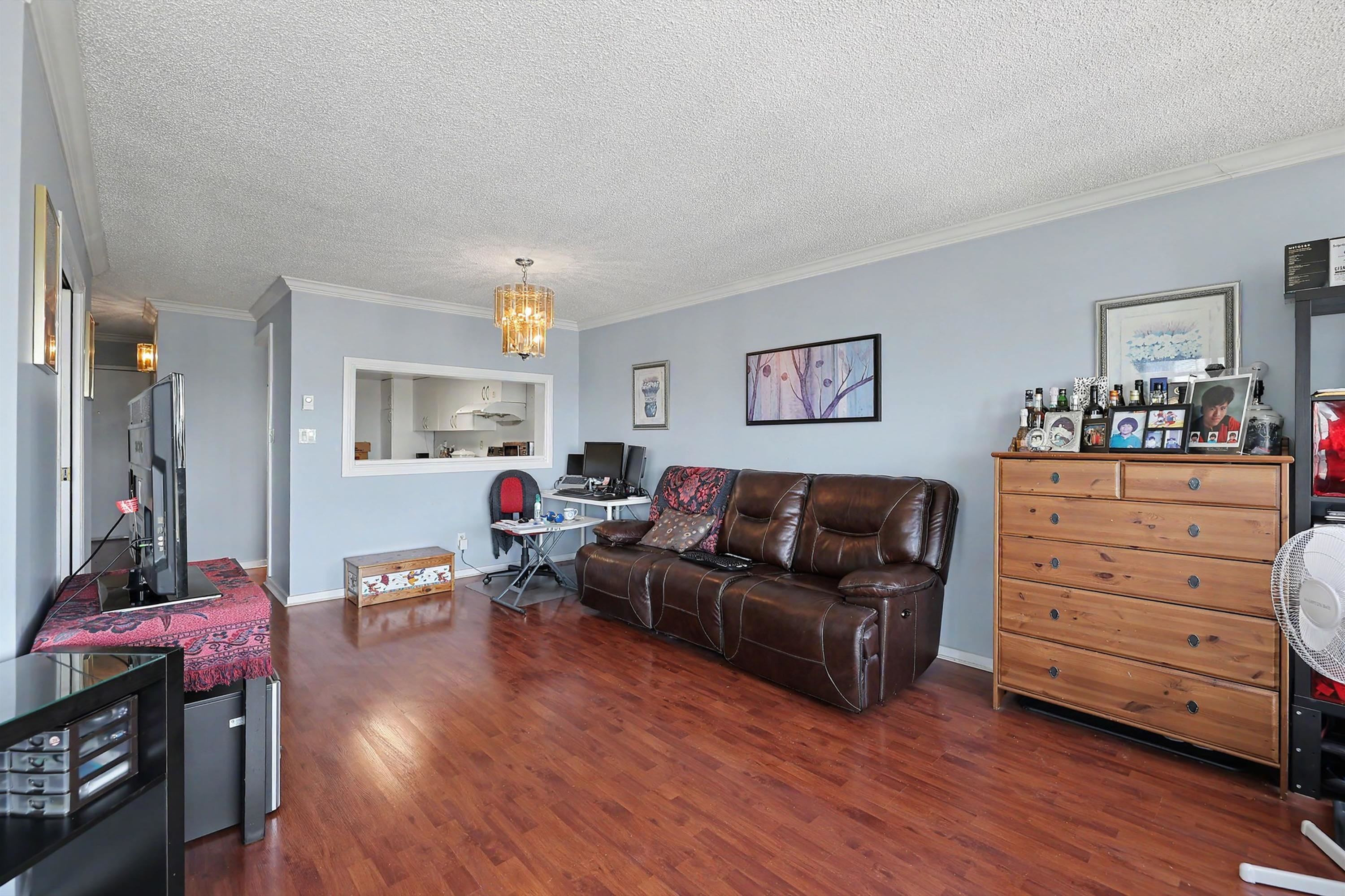 Additional image 6 of 1701-14881 103a Avenue, Surrey, BC, V3R 0M5