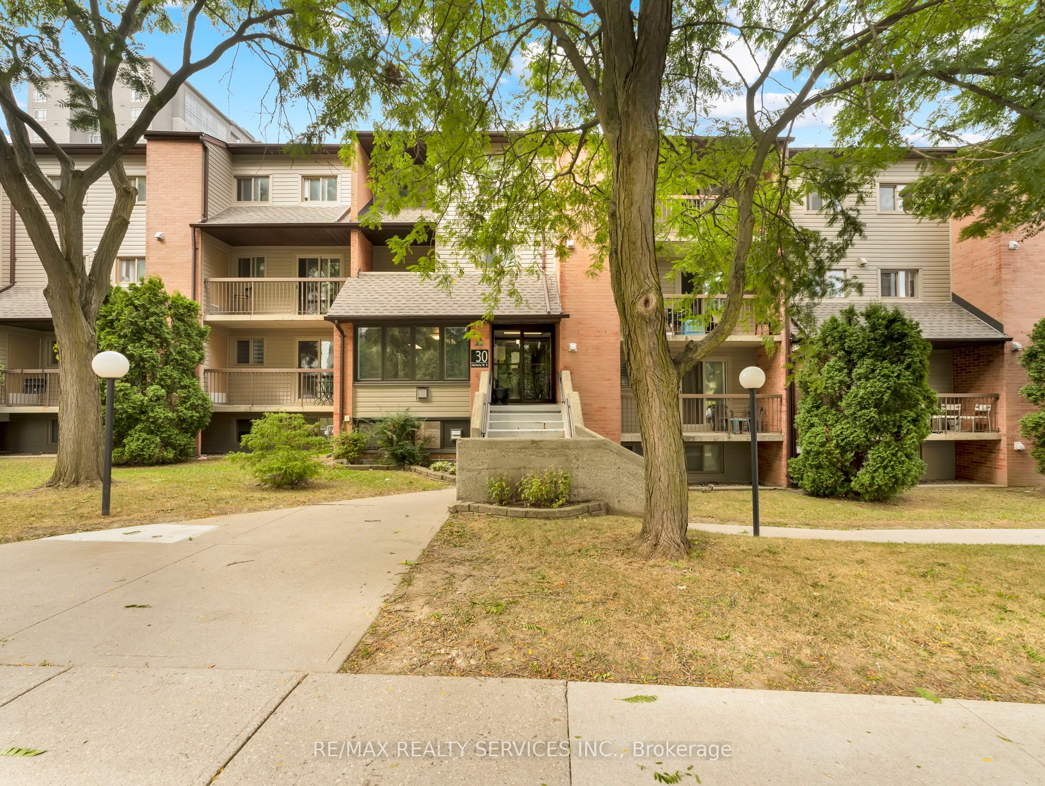 103-30 Hickory Street E, Waterloo, ON, N2J 4L4