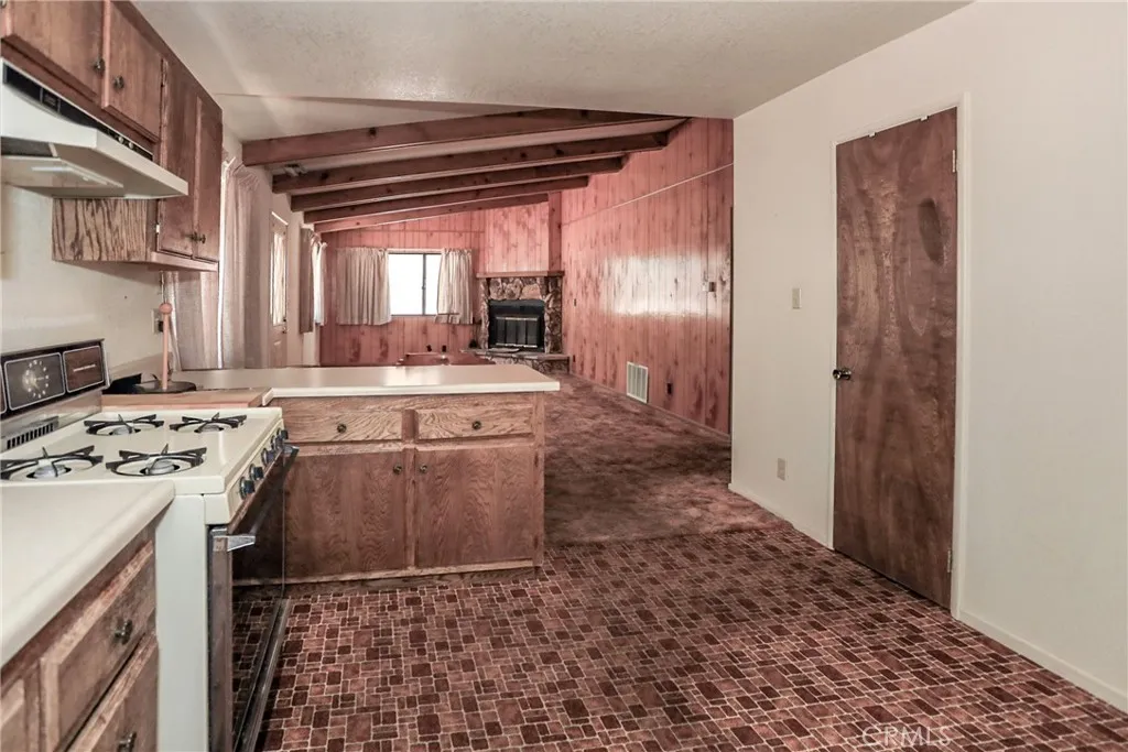 Additional image 10 of 1014 Peter Avenue, Big Bear City, CA 92314