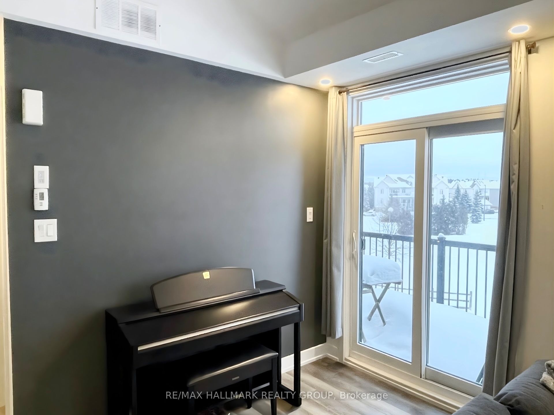 Additional image 6 of i-300 Tulum Crescent, Ottawa, ON, K2S 2Y4