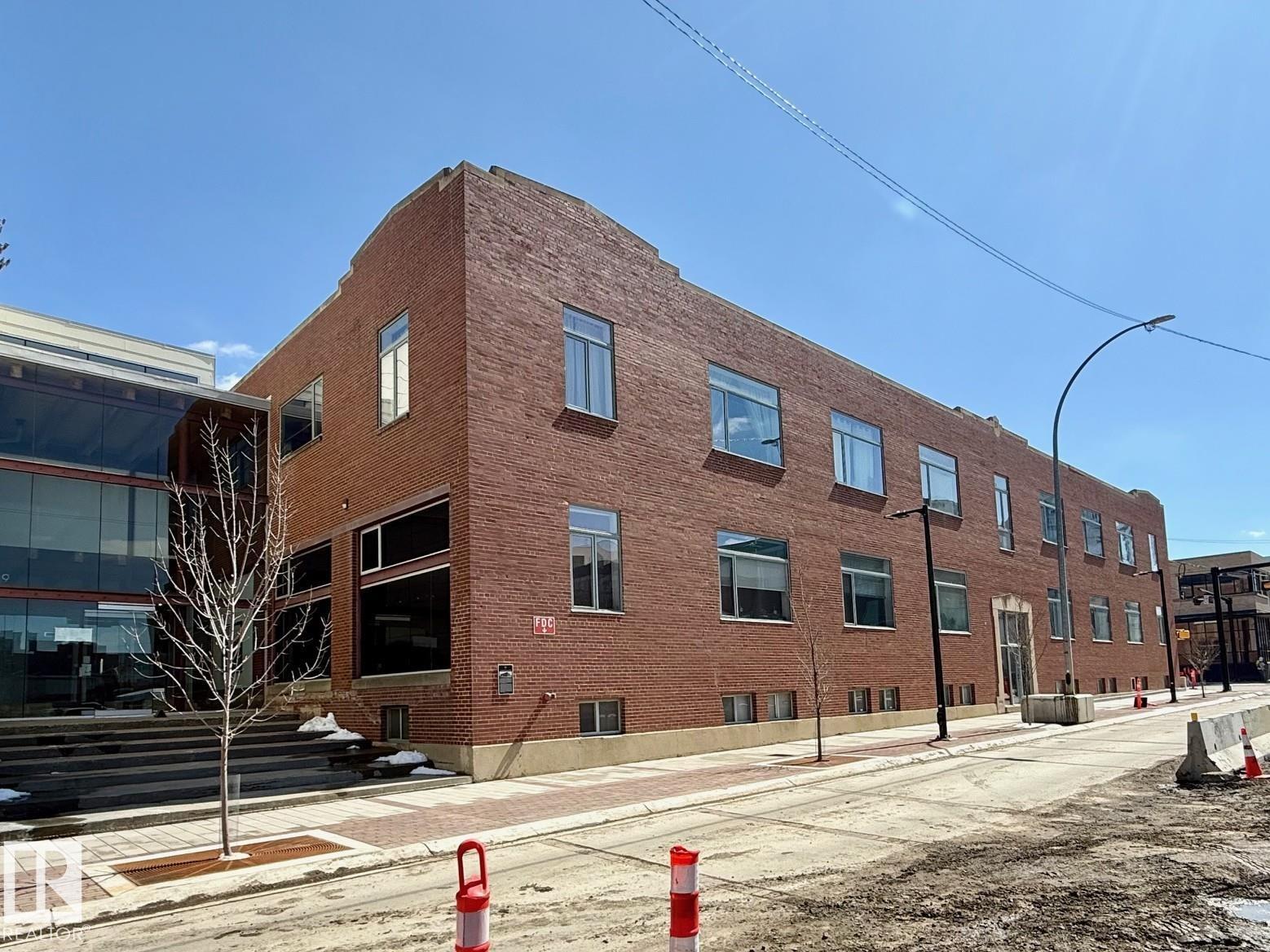 241-10309 107 Street NW, Edmonton, AB, T5J0J2