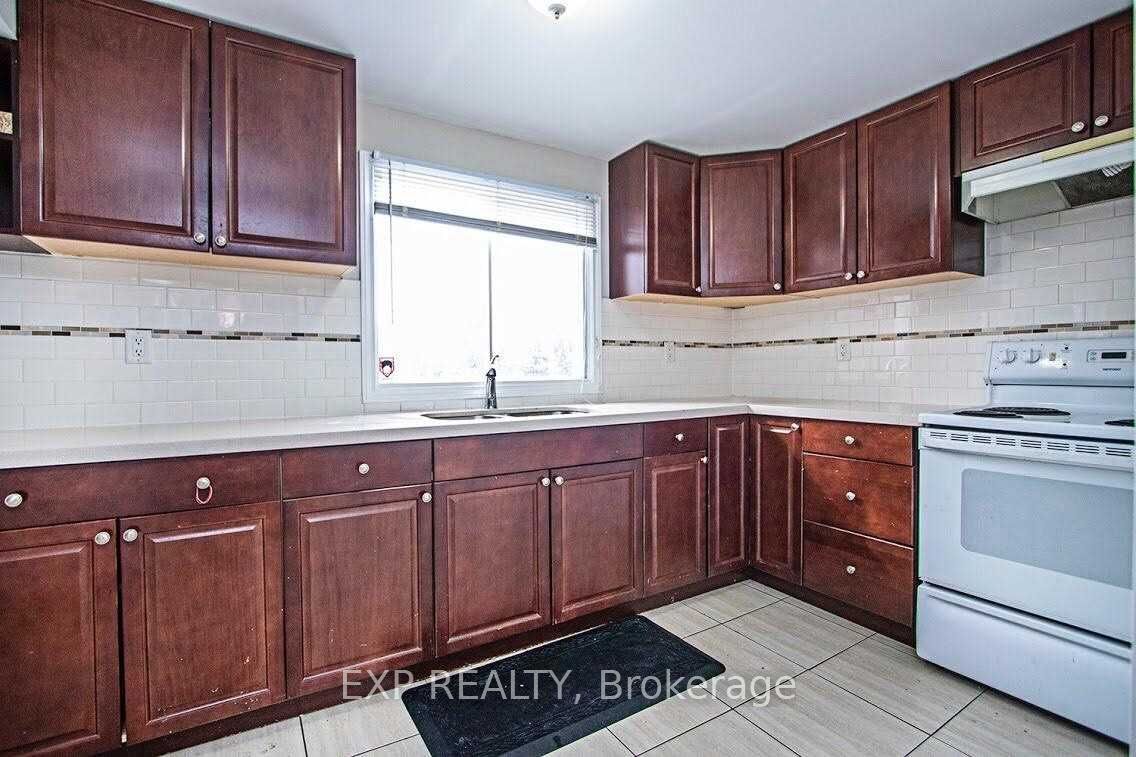 Additional image 3 of Basement-540 Old Harwood Avenue, Ajax, ON, L1T 3L1