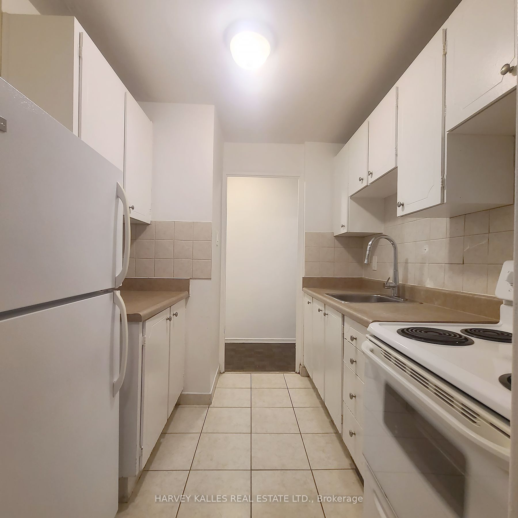 Additional image 5 of 4-570 Eglinton Avenue W, Toronto, ON, M5N 1B7