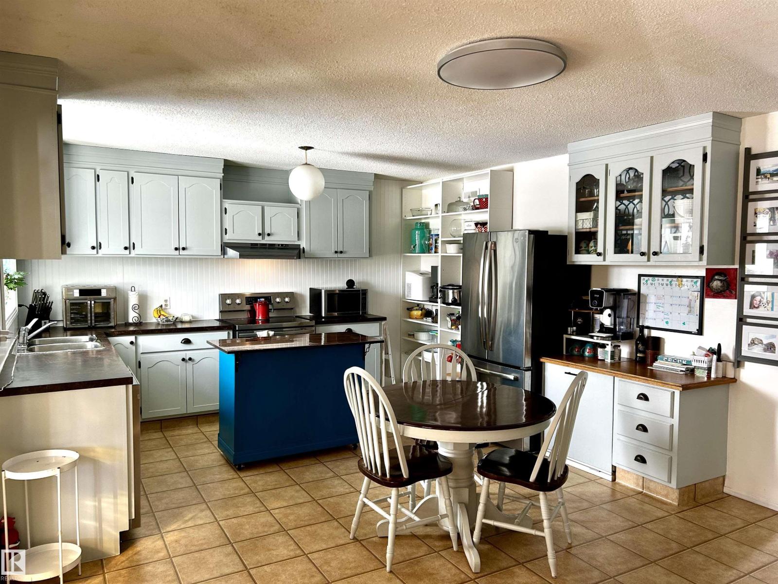 Additional image 3 of 4204 43a Avenue, Bonnyville Town, AB, T9N1W7