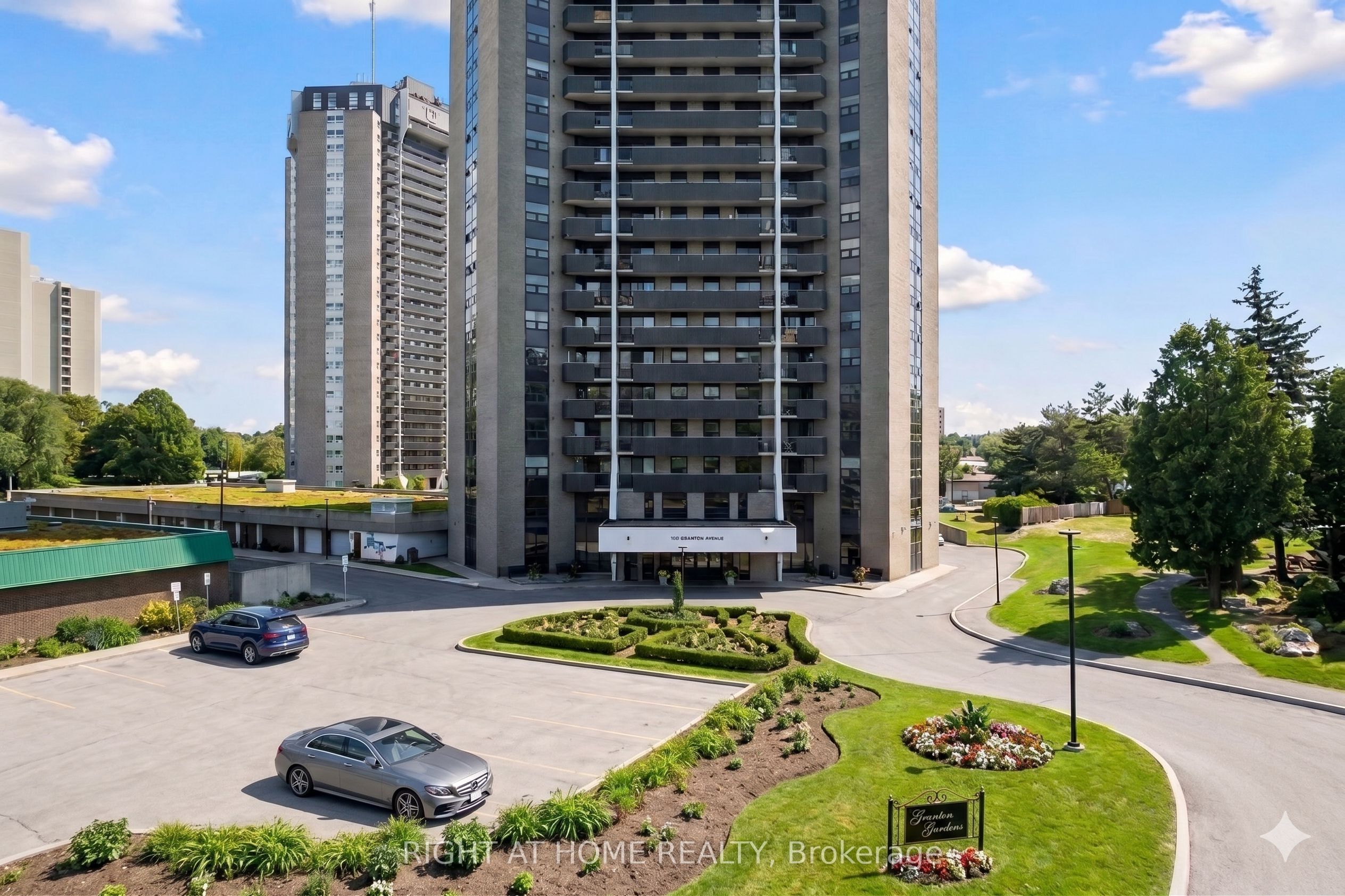 1708-900 Dynes Road, Ottawa, ON, K2C 3L6