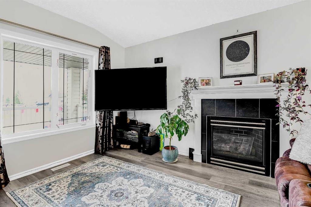 Additional image 5 of 8214 115a Street, Grande Prairie, AB, T8W 2R1