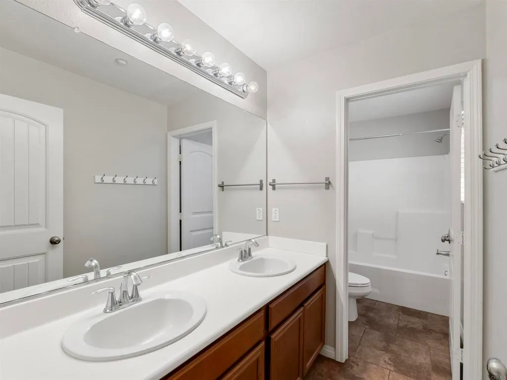 Additional image 75 of 588 Dana Lane, Escondido, CA 92027