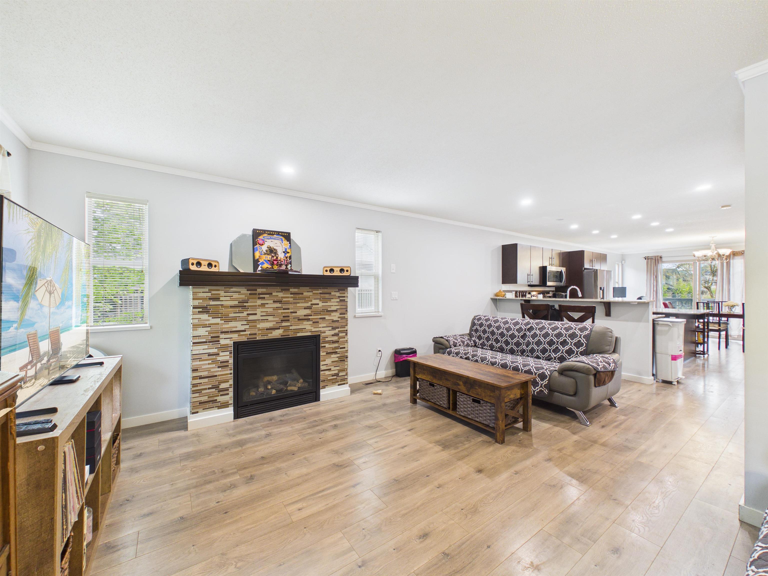 Additional image 2 of 13-19250 65th Avenue, Surrey, BC, V4N 5R7