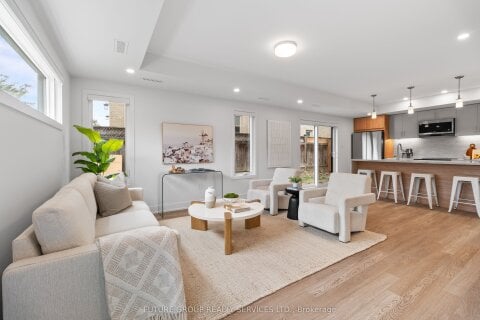 Additional image 7 of Unit 5-34 Poplar Avenue, Toronto, ON, M9B 3R4