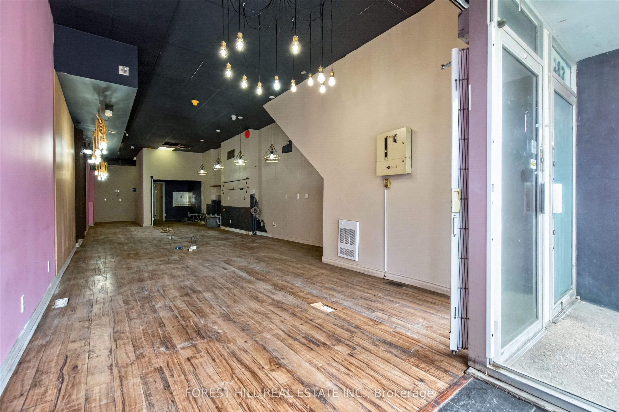 Additional image 4 of Main-283 College Street, Toronto, ON, M5T 1S2