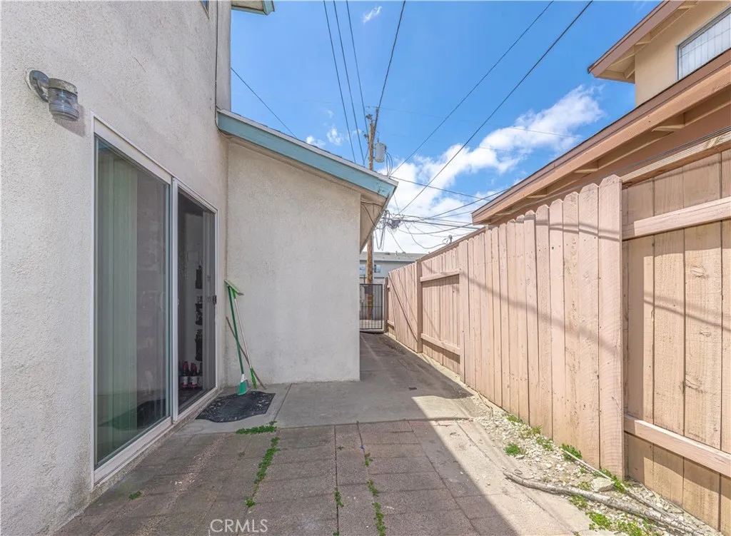 Additional image 116 of 10921 Walnut St, Los Alamitos, CA 90720
