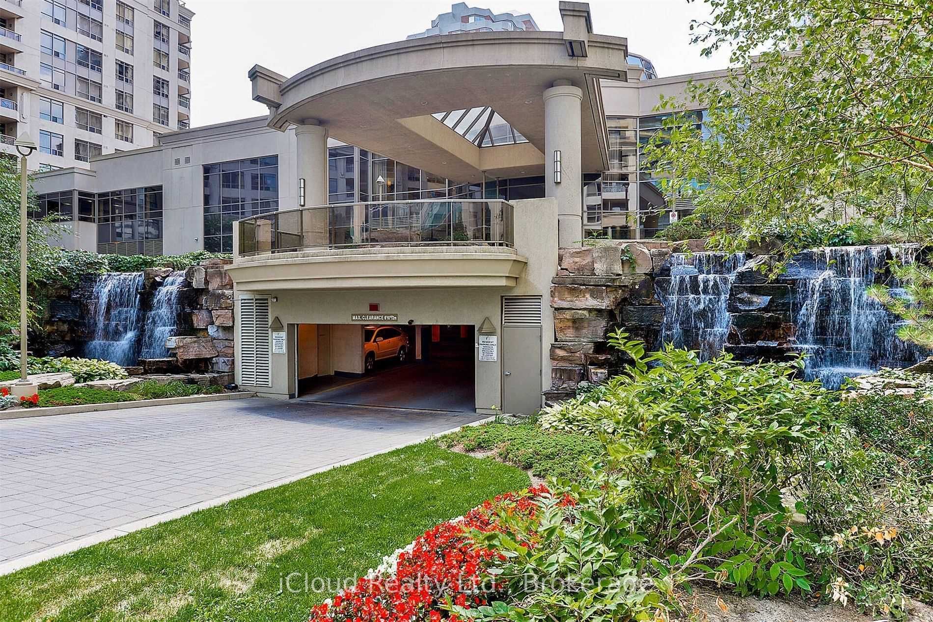 Additional image 3 of 2330-3888 Duke Of York Boulevard, Mississauga, ON, L5B 4P5