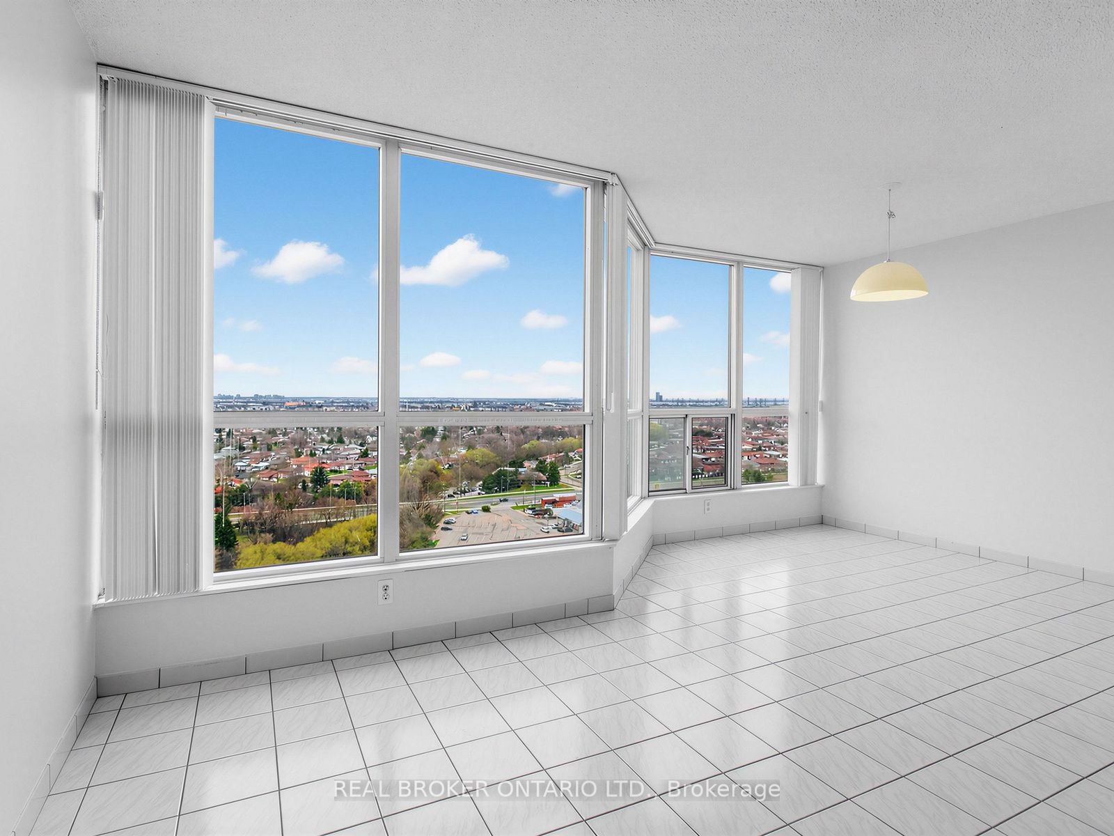 Additional image 6 of 2106-3 Rowntree Road, Toronto, ON, M9V 5G8