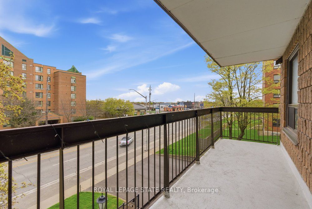Additional image 5 of 302-966 Queenston Road, Hamilton, ON, L8G 1B7